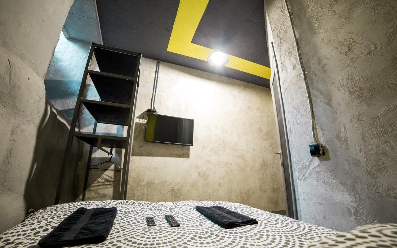 Lviv Loft Prison Exterior foto